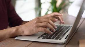 Windows Computer oder Apple Gerät - ein Interview mit Erfahrungsbericht. Erfahrung von Windows auf Mac umsteigen.