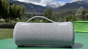 Sorgt draussen für den guten Ton – Sony SRS-XG300 Sony Speaker SRS-XG300 eignet sich für Freiluftpartys