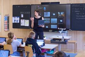 Coaching für Lehrpersonen - Nadine Christinger in der Schule