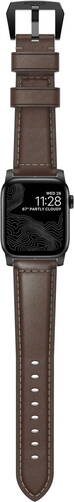 Nomad-Lederarmband-Strap-Traditional-fuer-Apple-Watch-42-44-45-49-mm-Braun-Sc-04.jpg