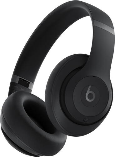 Beats-Studio-Pro-Kopfhoerer-Schwarz-04.jpg