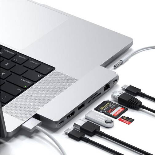 Satechi-96-W-USB-3-1-Typ-C-Dual-USB-C-Pro-Max-Hub-Silber-03.jpg