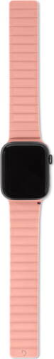 Decoded-Silikonarmband-Magnetic-Traction-fuer-Apple-Watch-38-40-41-42-mm-Peach-01.jpg