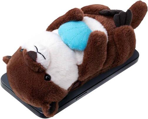 LAUT-MAGMOJI-MagSafe-Wallet-Otter-02.jpg