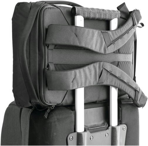 Peak-Design-Everyday-Backpack-20L-v2-Schwarz-07.jpg