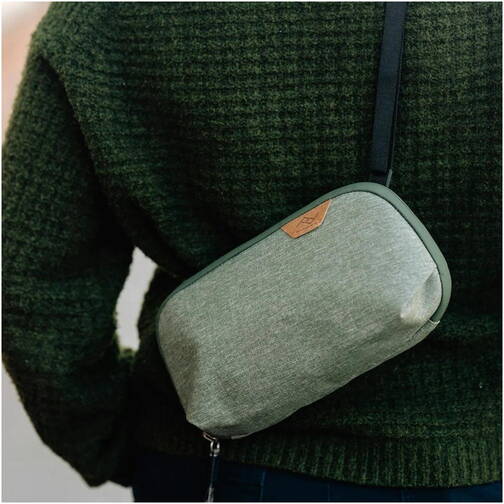 Peak-Design-Tech-Pouch-Sage-Green-06.jpg