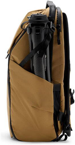 Peak-Design-Everyday-Backpack-30L-v2-Coyote-04.jpg