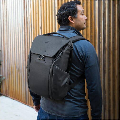 Peak-Design-Everyday-Backpack-30L-v2-Schwarz-10.jpg