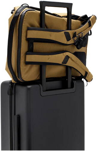 Peak-Design-Everyday-Backpack-30L-v2-Coyote-08.jpg