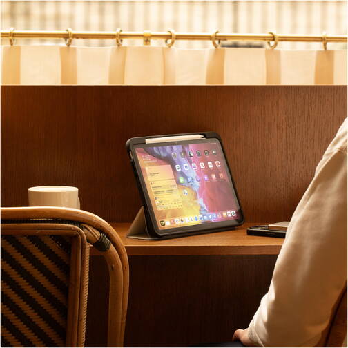 Native-Union-Active-Case-Pencil-iPad-10-9-2022-10-Gen-Apricot-04.jpg