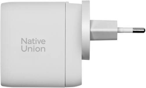 Native-Union-International-GaN-67-W-USB-A-USB-C-Power-Adapter-Weiss-02.jpg