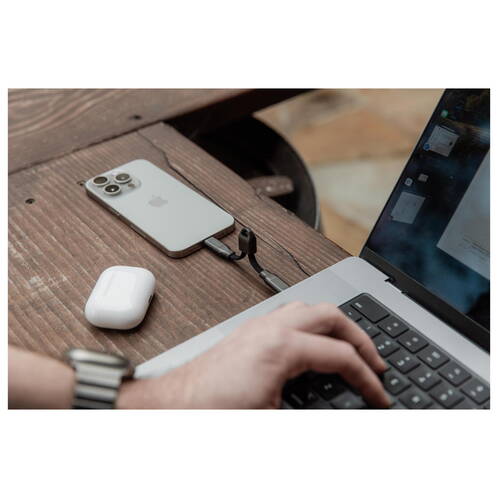Nomad-ChargeKey-magnetisches-USB-C-auf-USB-C-Ladekabel-0-12-m-Schwarz-07.jpg Nomad-ChargeKey-magnetisches-USB-C-auf-USB-C-Ladekabel-0-12-m-Schwarz-07.jpg
